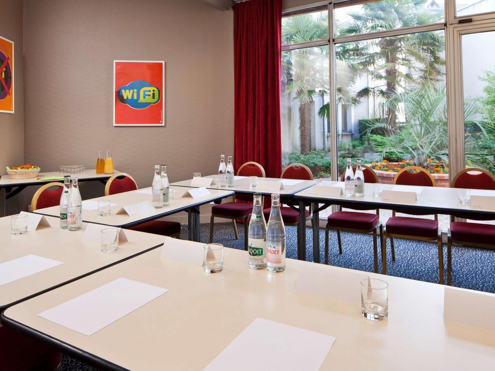 Ibis Styles Blois Centre Gare Hotell Eksteriør bilde
